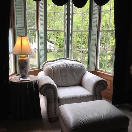 Shaw House Inn เฟิร์นเดล ภายนอก รูปภาพ